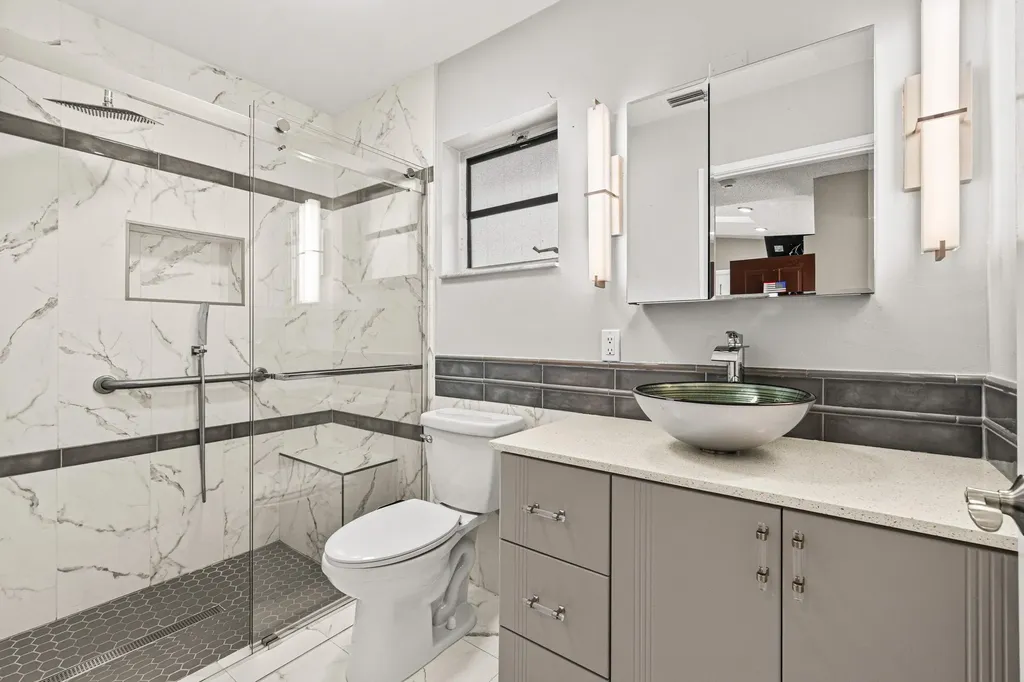 6099 Kings Gate Circle Delray Beach FL 33484