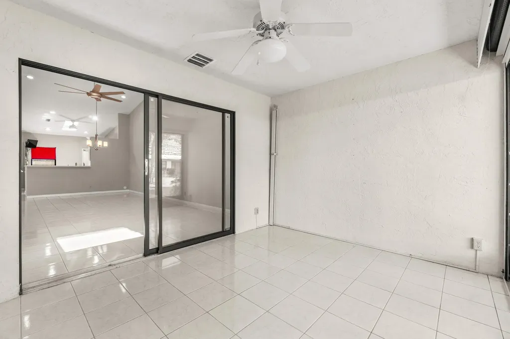 6099 Kings Gate Circle Delray Beach FL 33484