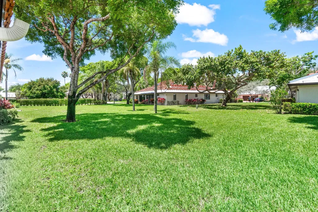 6099 Kings Gate Circle Delray Beach FL 33484