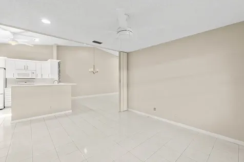 6099 Kings Gate Circle Delray Beach FL 33484