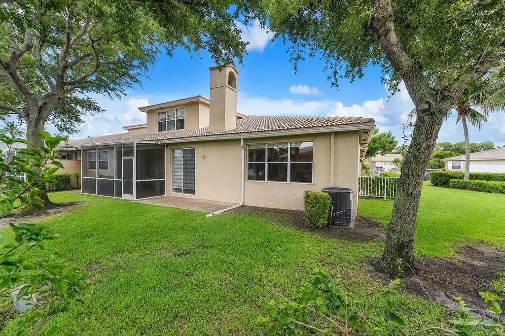 8541 Water Cay West Palm Beach FL 33411