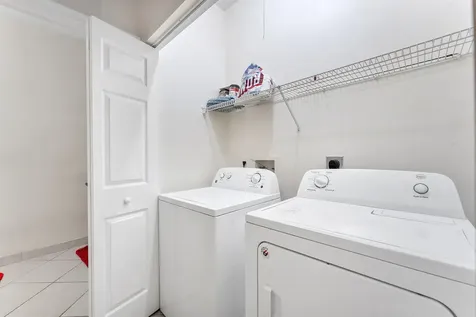 8541 Water Cay West Palm Beach FL 33411