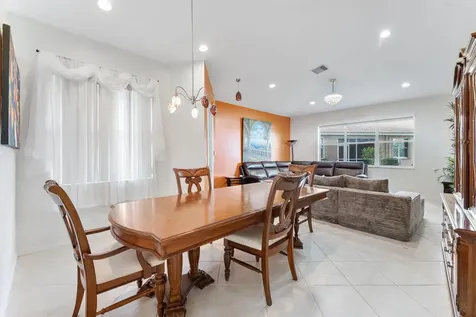 8541 Water Cay West Palm Beach FL 33411
