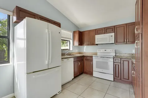 4617 SE Geneva Drive Stuart FL 34997