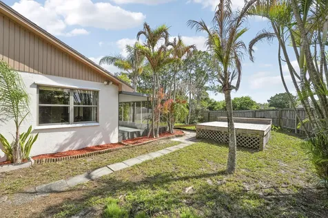 4617 SE Geneva Drive Stuart FL 34997