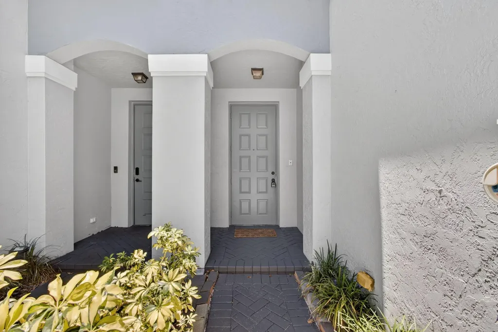 3557 Oleander Terrace Riviera Beach FL 33404
