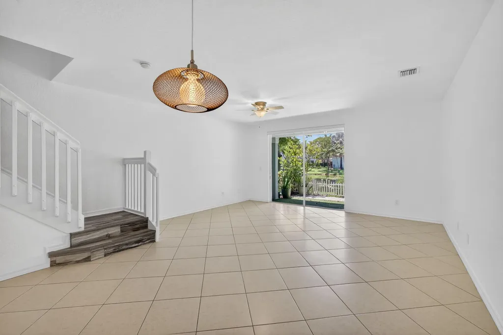 3557 Oleander Terrace Riviera Beach FL 33404