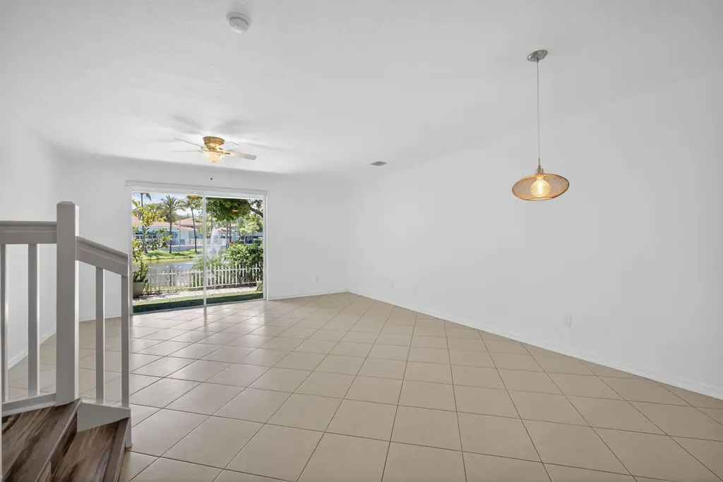 3557 Oleander Terrace Riviera Beach FL 33404