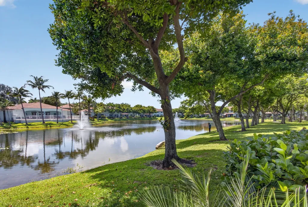3557 Oleander Terrace Riviera Beach FL 33404