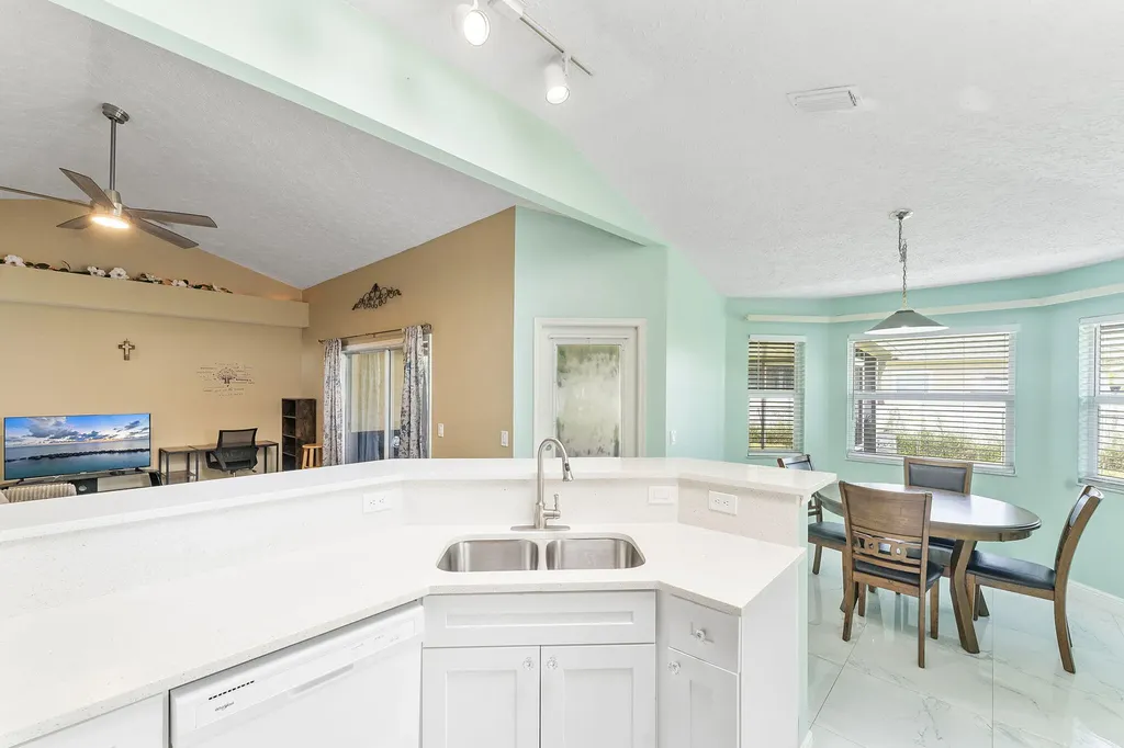 1622 SW Realty Street Port St Lucie FL 34987