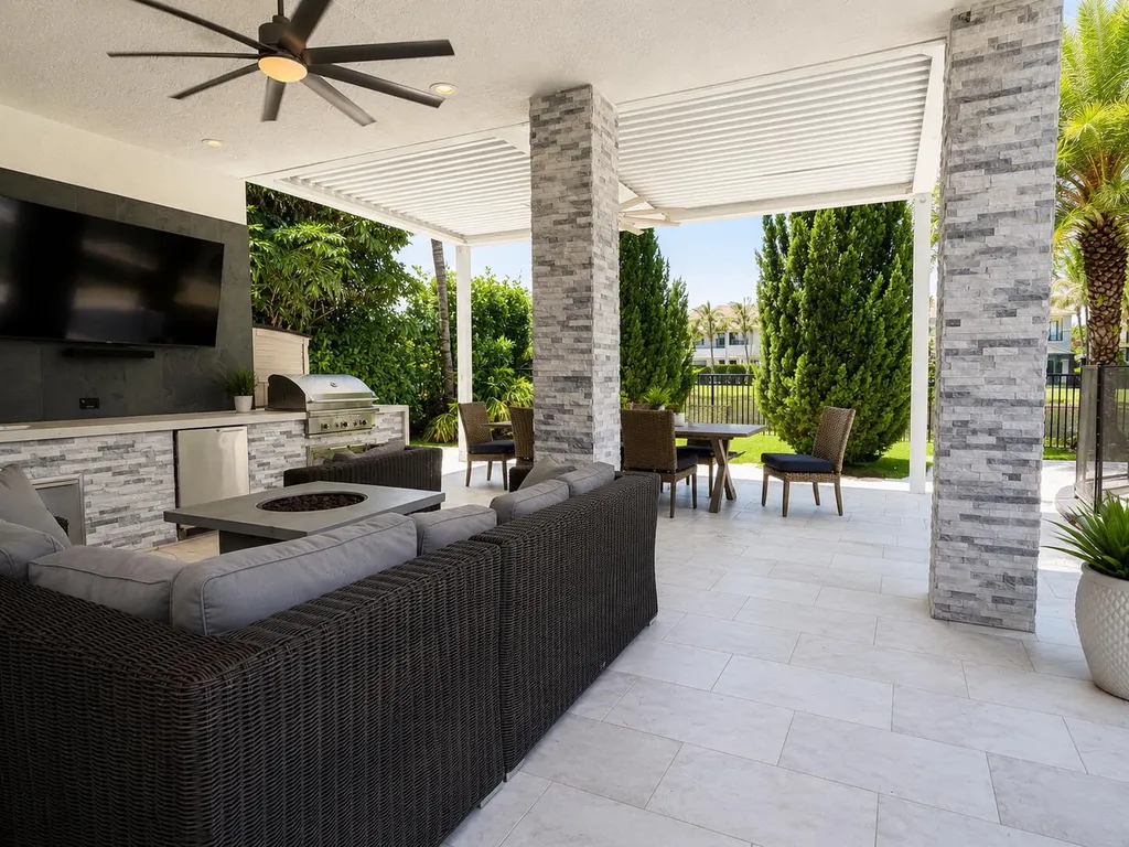 16849 Pierre Circle Delray Beach FL 33446