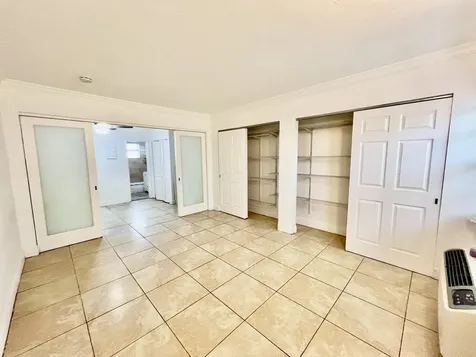 901 Meridian Avenue Miami Beach FL 33139