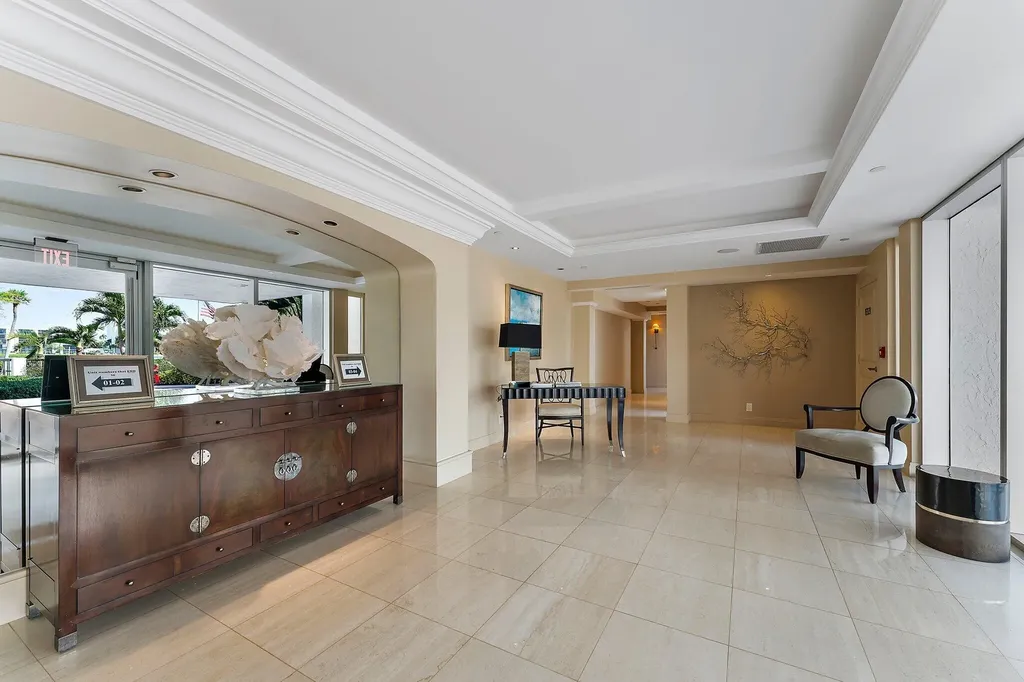 19900 Beach Road Jupiter FL 33469