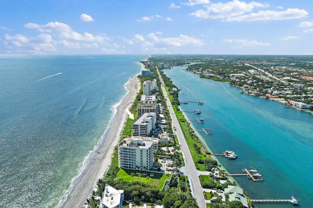 19900 Beach Road Jupiter FL 33469