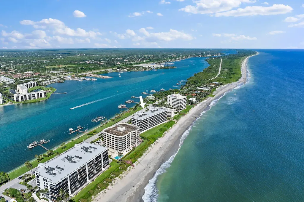 19900 Beach Road Jupiter FL 33469
