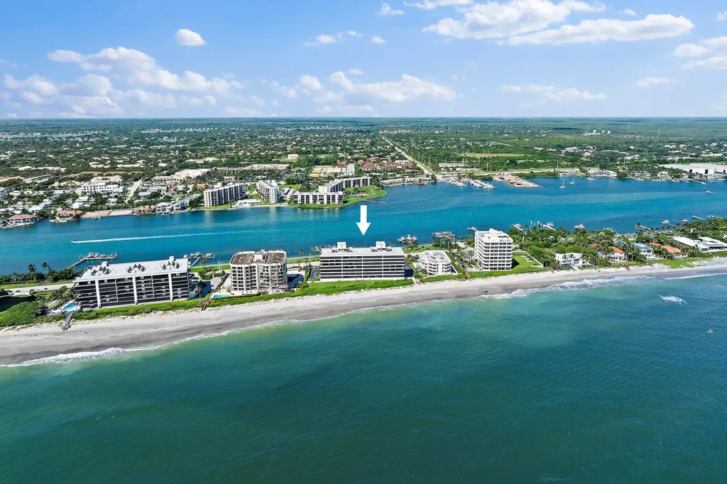 19900 Beach Road Jupiter FL 33469