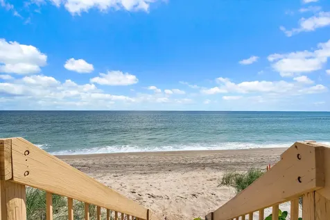 19900 Beach Road Jupiter FL 33469