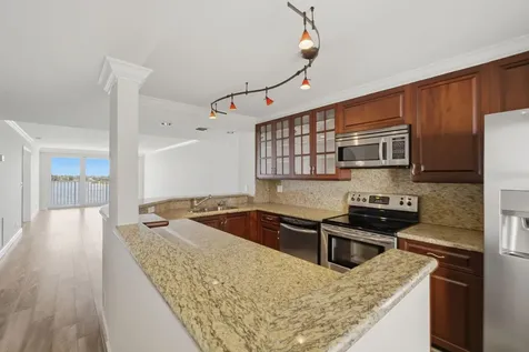 3901 S Flagler Drive West Palm Beach FL 33405