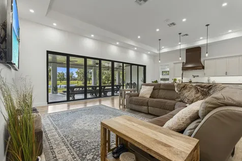 5250 21st Street SW Vero Beach FL 32968