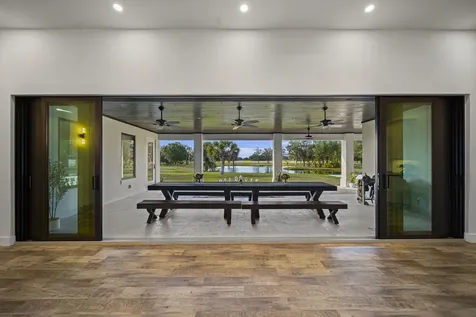 5250 21st Street SW Vero Beach FL 32968