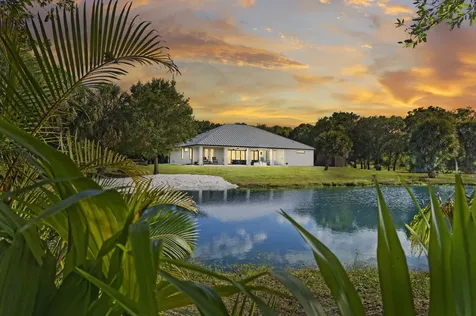5250 21st Street SW Vero Beach FL 32968