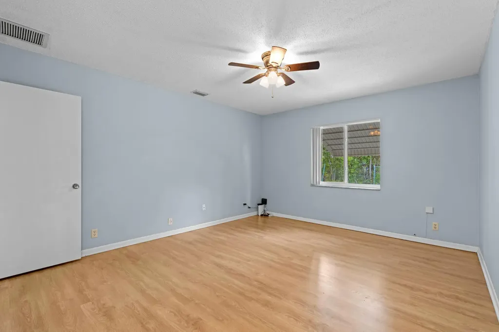 8555 Bella Vista Drive Boca Raton FL 33433