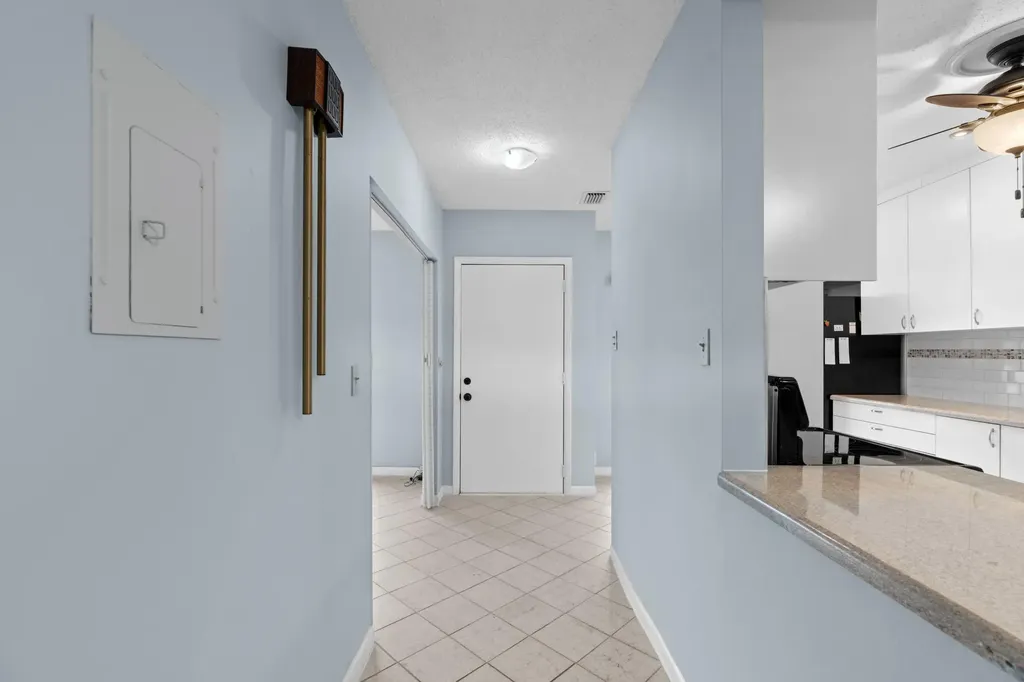 8555 Bella Vista Drive Boca Raton FL 33433