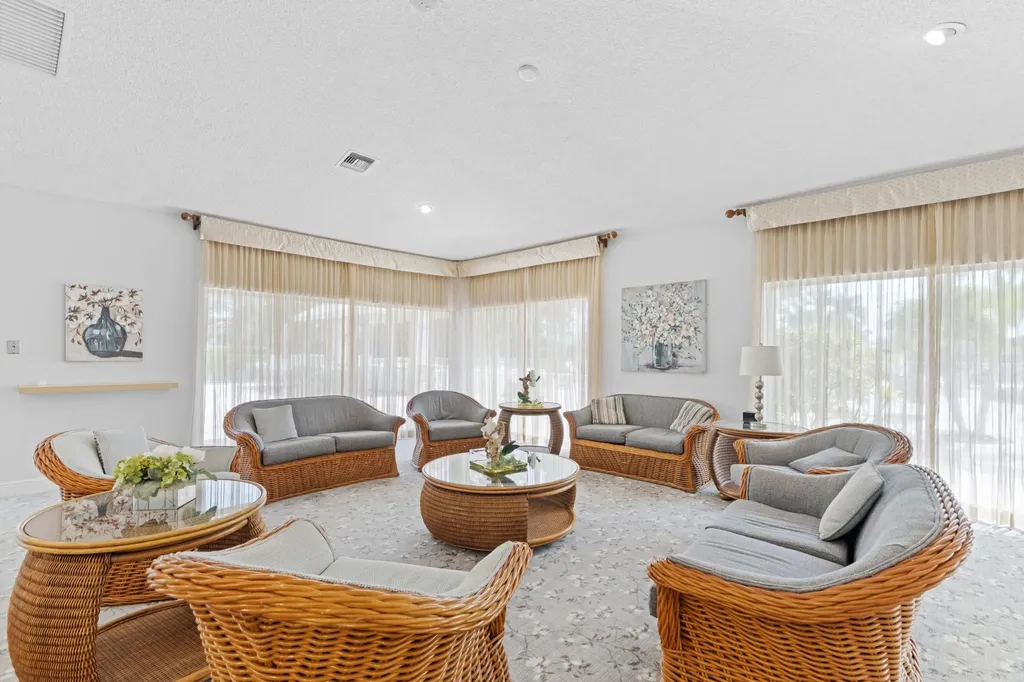 8555 Bella Vista Drive Boca Raton FL 33433