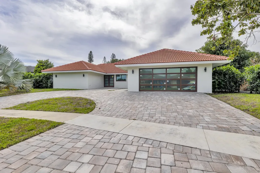 5924 Pinebrook Drive Boca Raton FL 33433