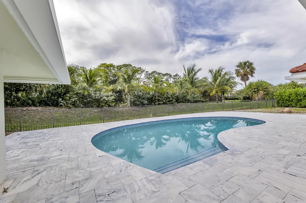 5924 Pinebrook Drive Boca Raton FL 33433
