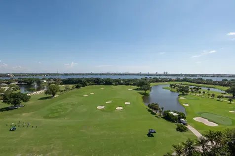 2000 Presidential Way West Palm Beach FL 33401