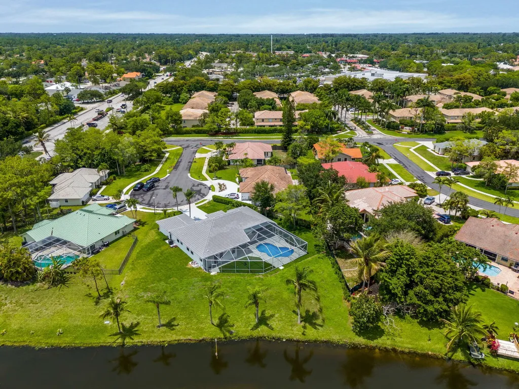 1688 Hull Court Wellington FL 33414