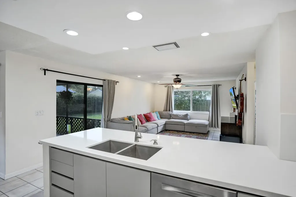 11614 SW 50th Street Cooper City FL 33330