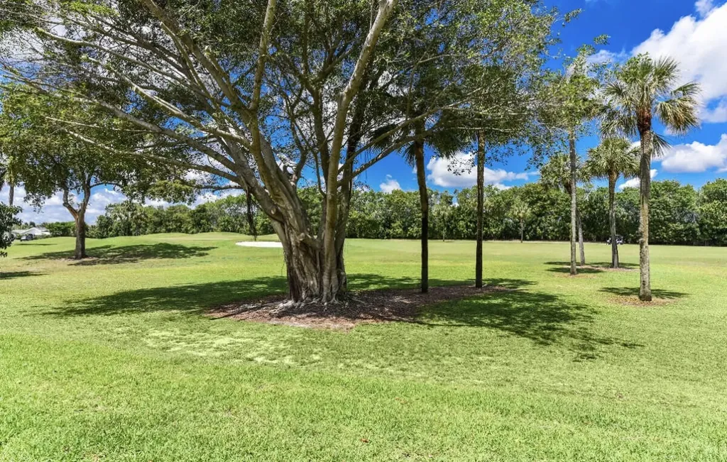 17372 Boca Club Boulevard Boca Raton FL 33487