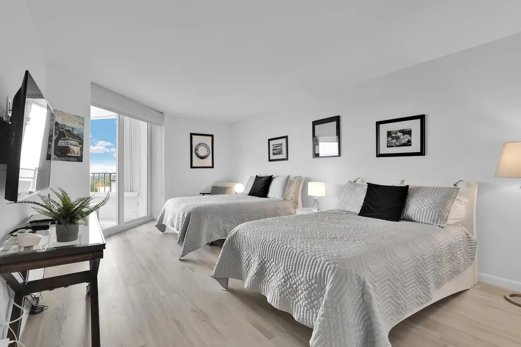 500 S Ocean Boulevard Boca Raton FL 33432