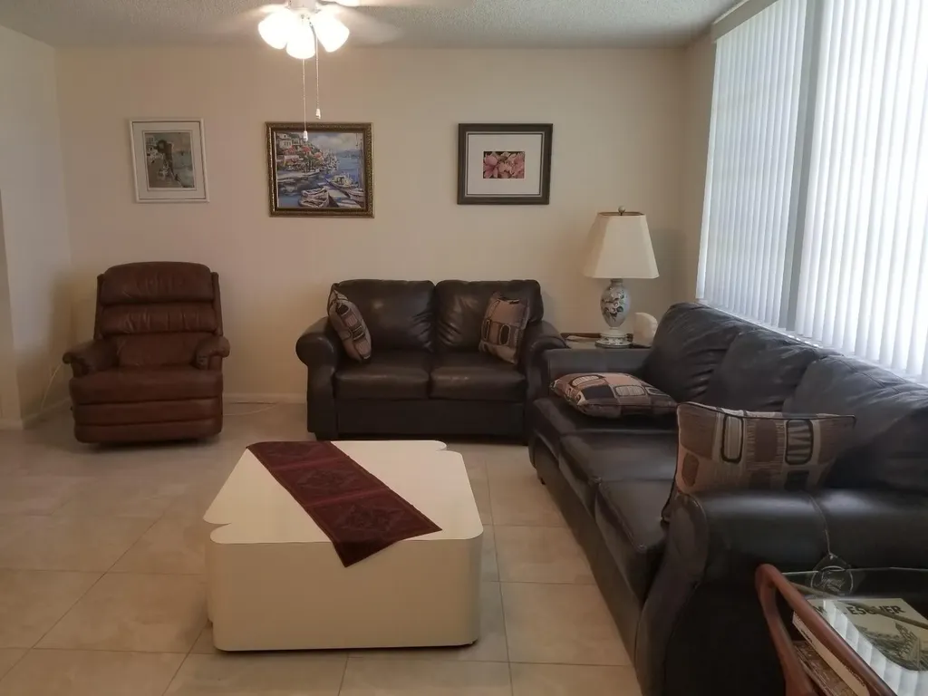 17 Willowbrook Lane Delray Beach FL 33446
