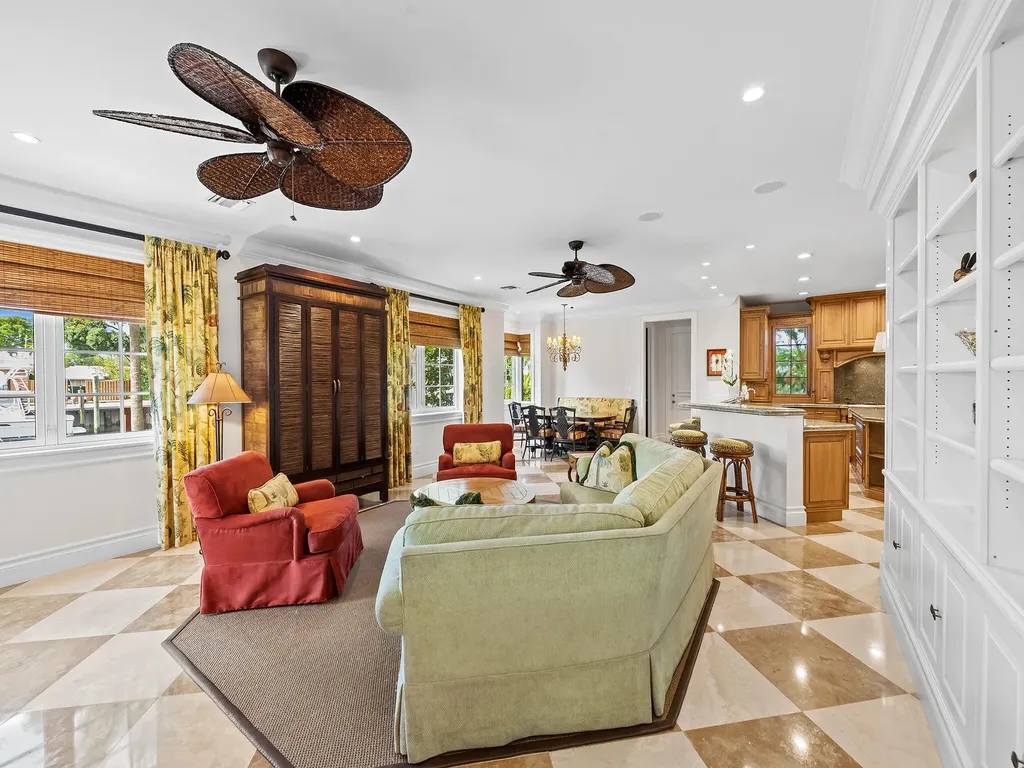 2856 NE 25th Street Fort Lauderdale FL 33305