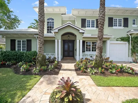 2856 NE 25th Street Fort Lauderdale FL 33305