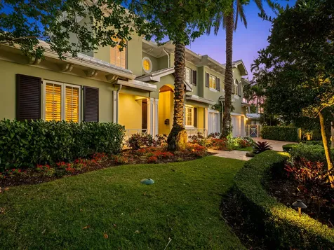 2856 NE 25th Street Fort Lauderdale FL 33305