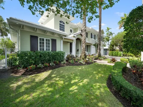 2856 NE 25th Street Fort Lauderdale FL 33305