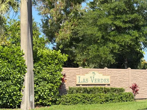 5220 Las Verdes Circle Delray Beach FL 33484