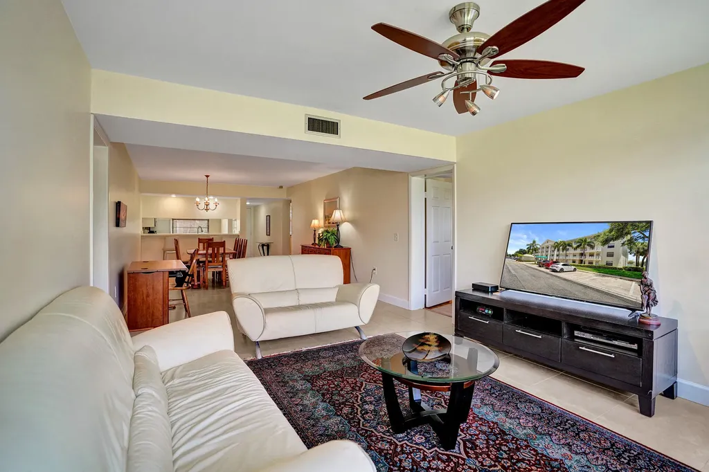 6037 Balboa Circle Boca Raton FL 33433