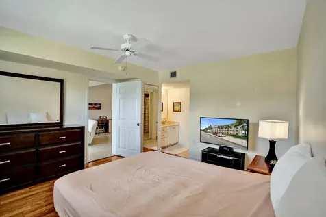 6037 Balboa Circle Boca Raton FL 33433