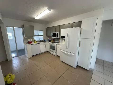 1530 E 12th Street Lehigh Acres FL 33972