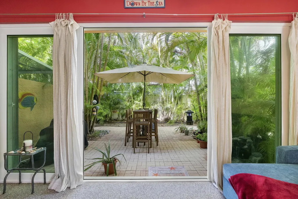 1950 NE 7th Street Deerfield Beach FL 33441