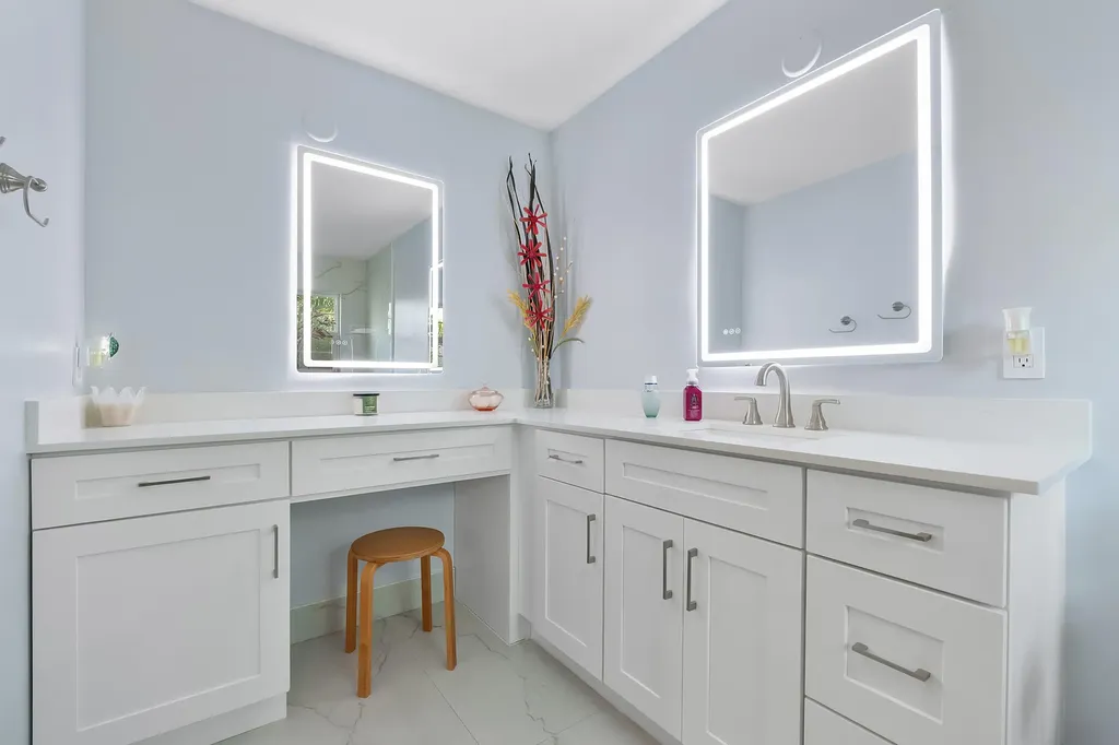 1950 NE 7th Street Deerfield Beach FL 33441
