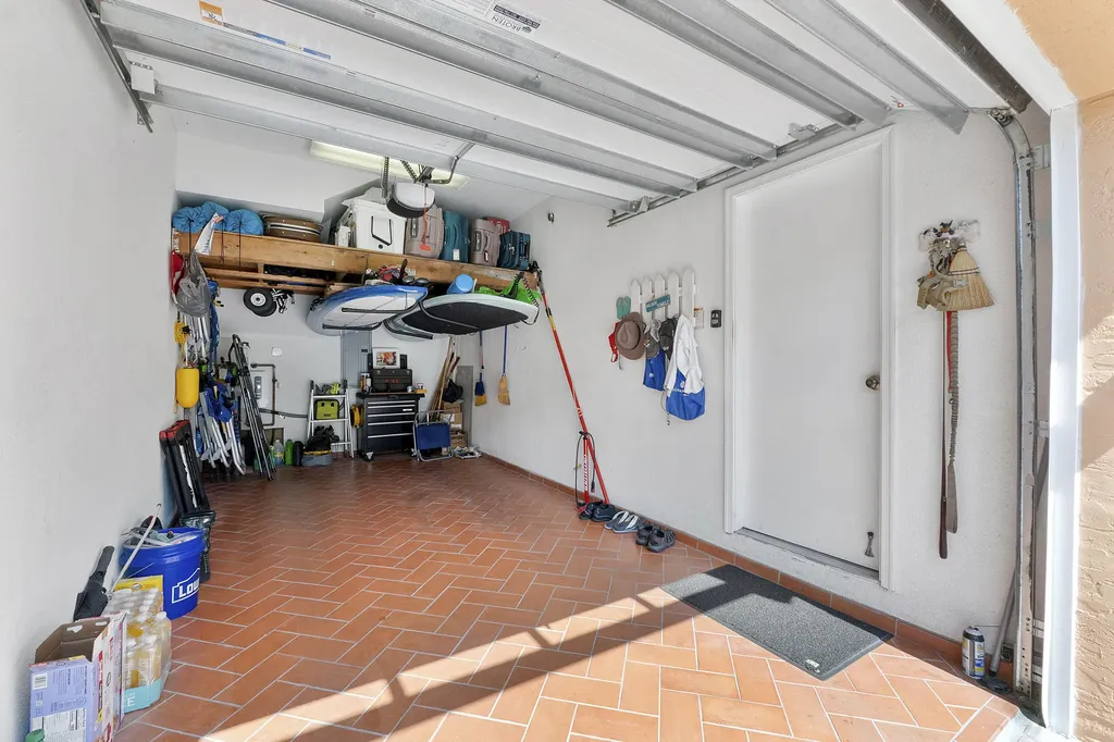 1950 NE 7th Street Deerfield Beach FL 33441