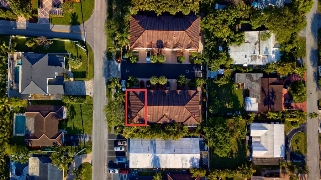 1950 NE 7th Street Deerfield Beach FL 33441