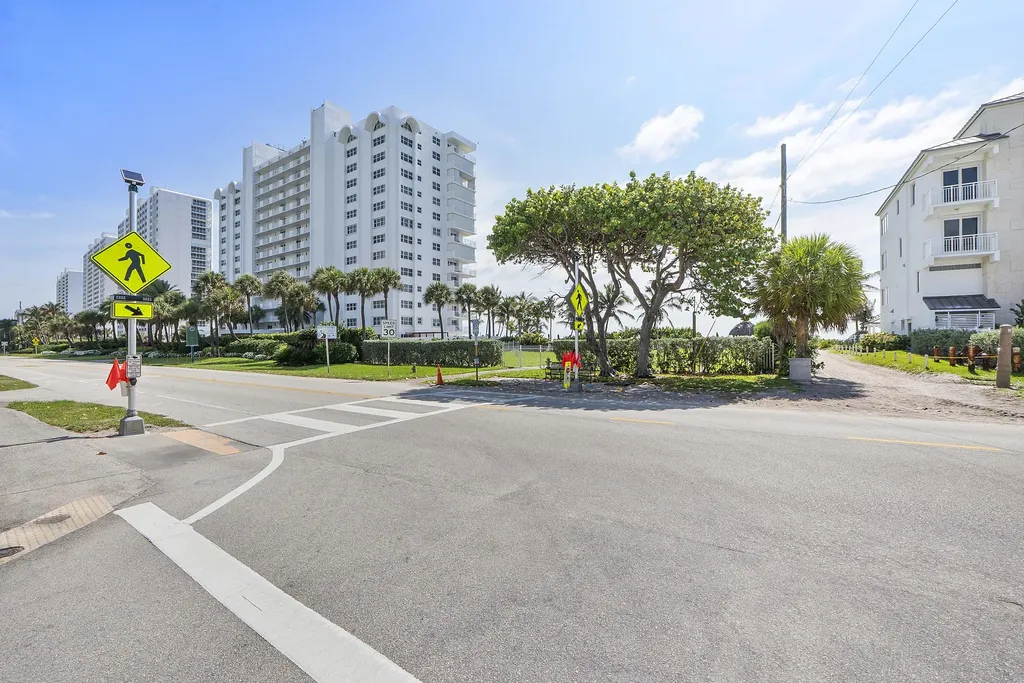 1950 NE 7th Street Deerfield Beach FL 33441