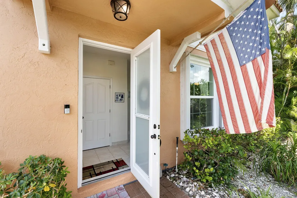 1950 NE 7th Street Deerfield Beach FL 33441